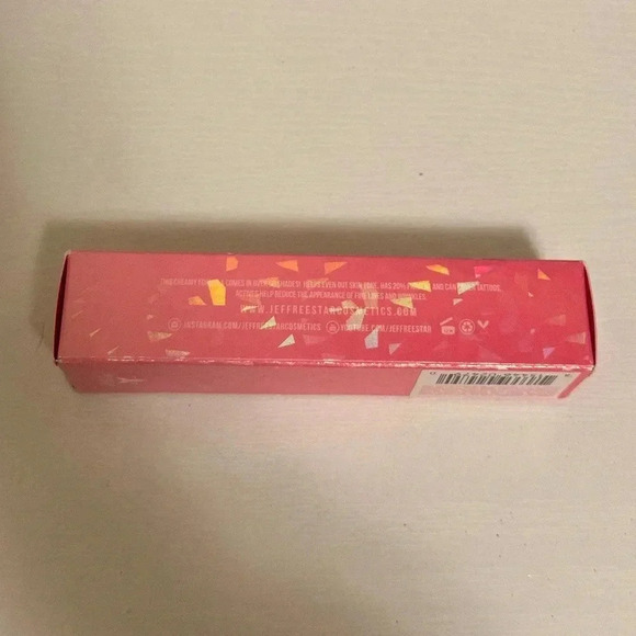 -NEW IN BOX- MAGIC STAR™ CONCEALER- C16- MEDIUM SKIN TONE-JEFFREE STAR - Picture 5 of 8